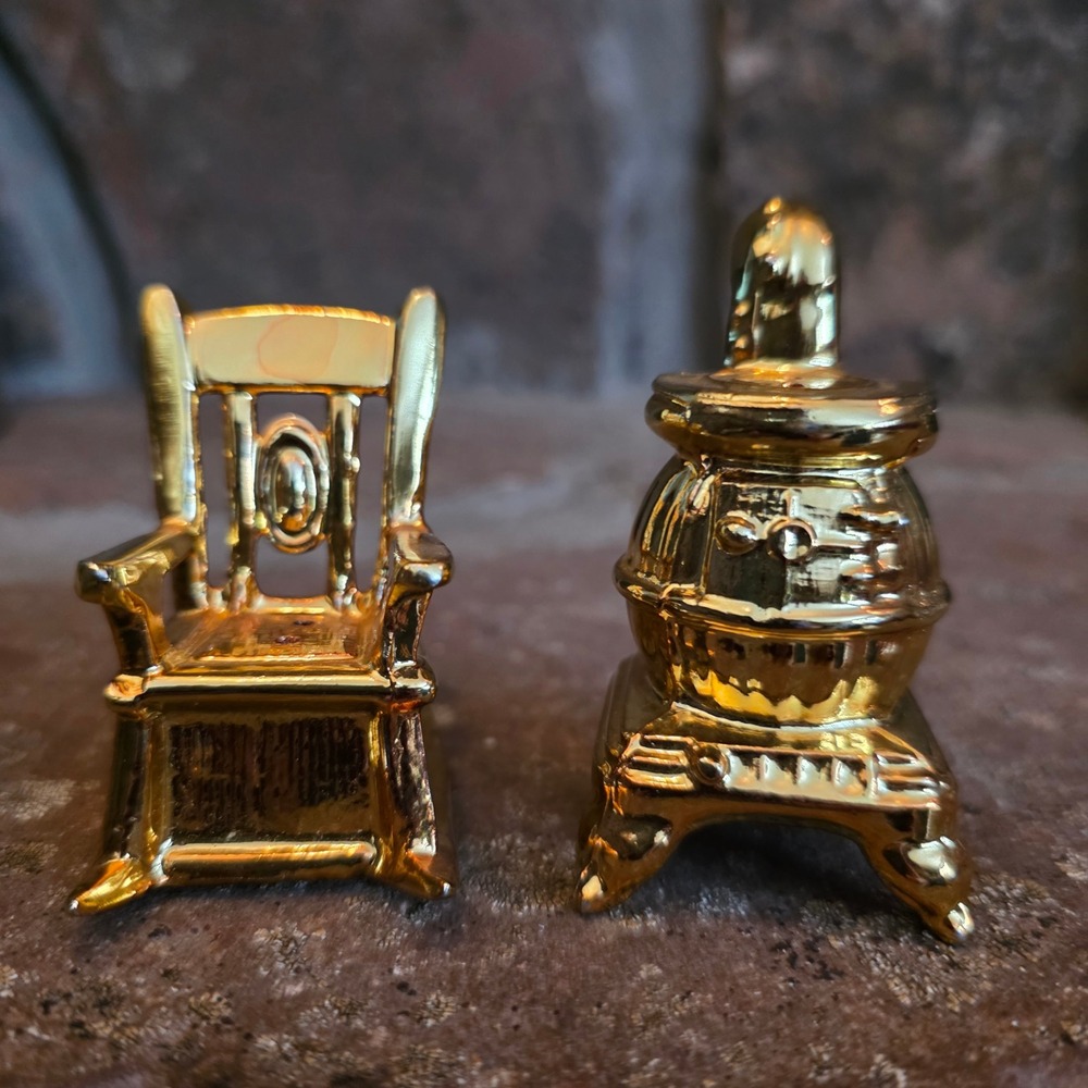 Vintage Gold Tone Miniature Rocking Chair and Potbelly Stove Salt Pepper Shakers